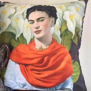 Meet your Posher, Sharon